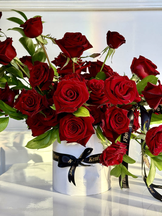 Simple Red Roses Box